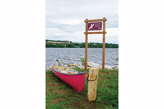 Mise à l’eau des canots et kayaks au parc - Rémi Tremblay : Sports  