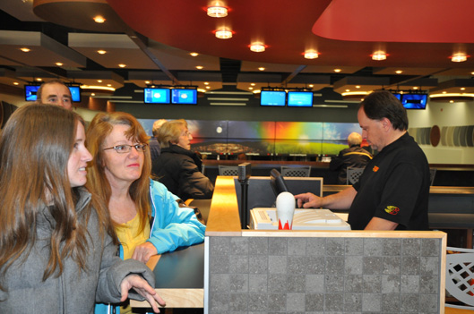 Une foule aux quilles! - Rémi Tremblay : Actualités  