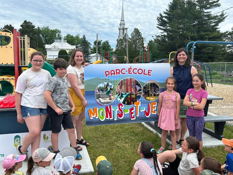 Embellissement du parc-école de Lac-Drolet - Claudia Collard : Actualités Éducation 