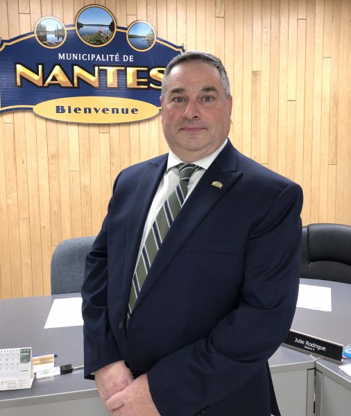 La mairesse ­Morin traitée de « menteuse » par le maire de ­Nantes - Richard Vigneault : Actualités  Voie de contournement