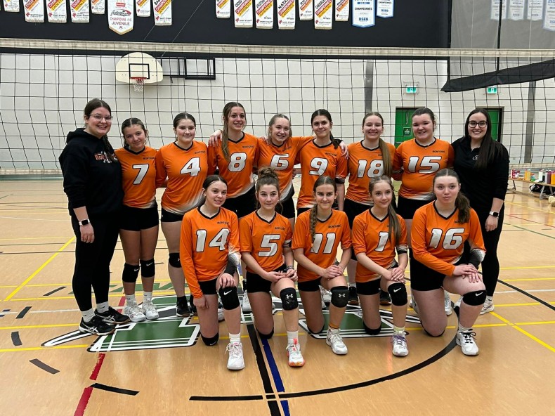 Les Mousquetaires se démarquent à l’Omnium Barons -   : Sports volley-ball 