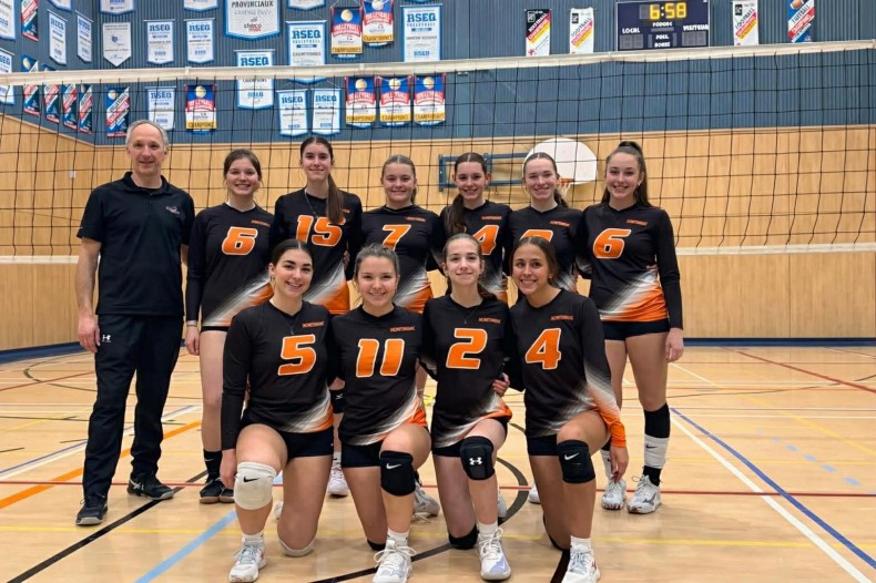 Les Mousquetaires se démarquent à l’Omnium Barons -   : Sports volley-ball 