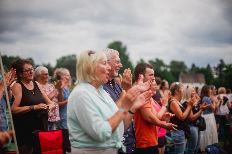 Entre grands noms et découvertes : le festival Colline a réussi son pari - Adèle St-Jacques : Culture  