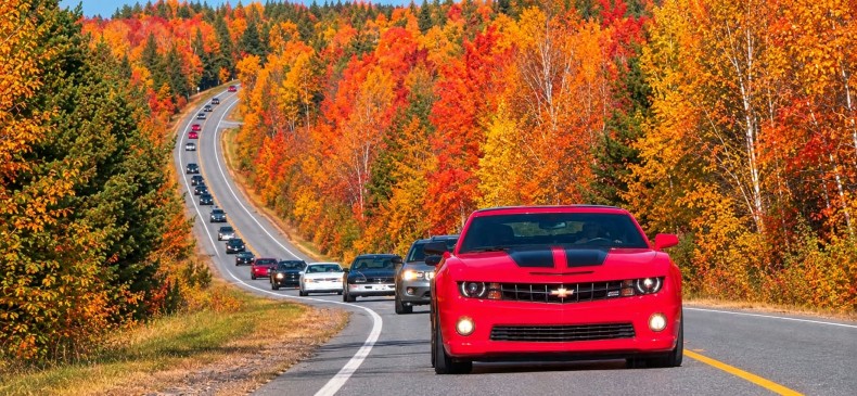 Des clubs automobiles font le plein de paysage à Lac-Mégantic - Adèle St-Jacques : Actualités  