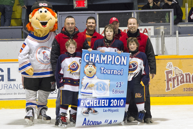 La triple couronne au Tournoi Richelieu - Serge Lacroix : Sports Le Turmel (Senior) 