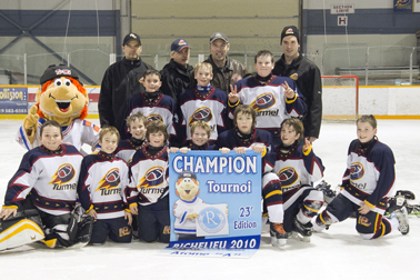 La triple couronne au Tournoi Richelieu - Serge Lacroix : Sports Le Turmel (Senior) 