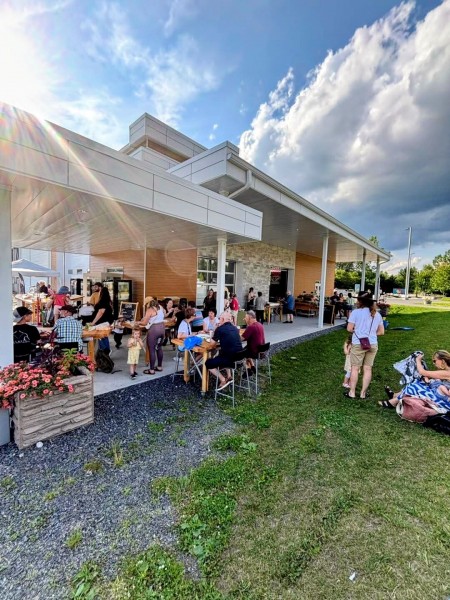 Cartes ­Proximité : un succès pour le ­Marché public ­Mégantic et 23 familles d’ici