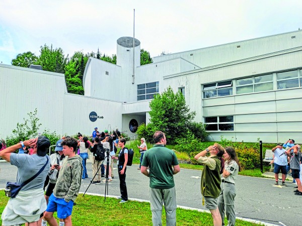 Éclipses et perséides se sont données en spectacle à l’ASTROLab