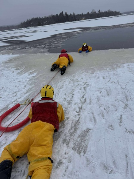 Formation en sauvetage sur glace à Lambton