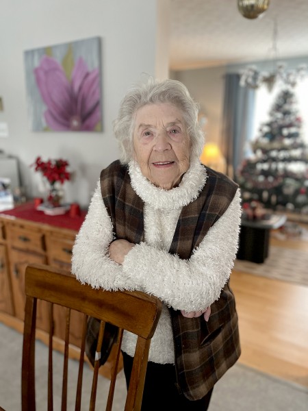 Jeannine Lachapelle, presque centenaire et pleine de vie!