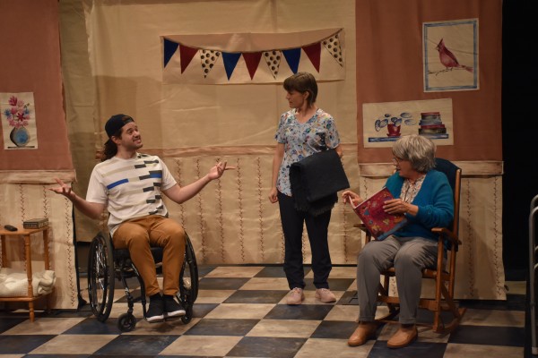 La proche aidance, l’affaire de tout un village