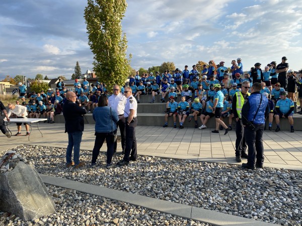 Plus de 200 cyclistes s’arrêtent à Lac-Mégantic -   : Actualités  