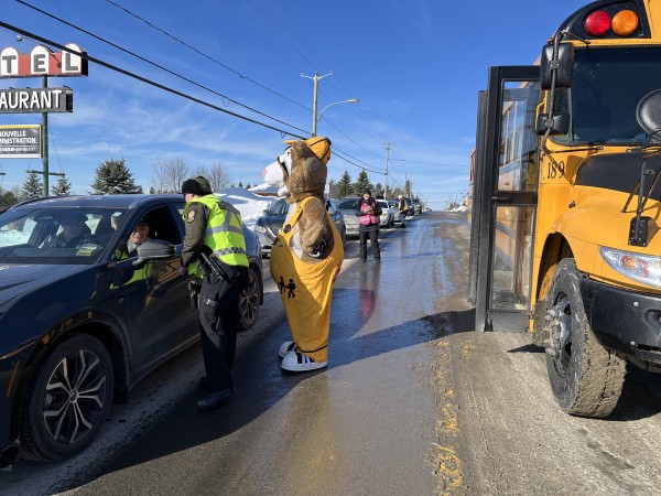 Un barrage routier pour sensibiliser à la sécurité